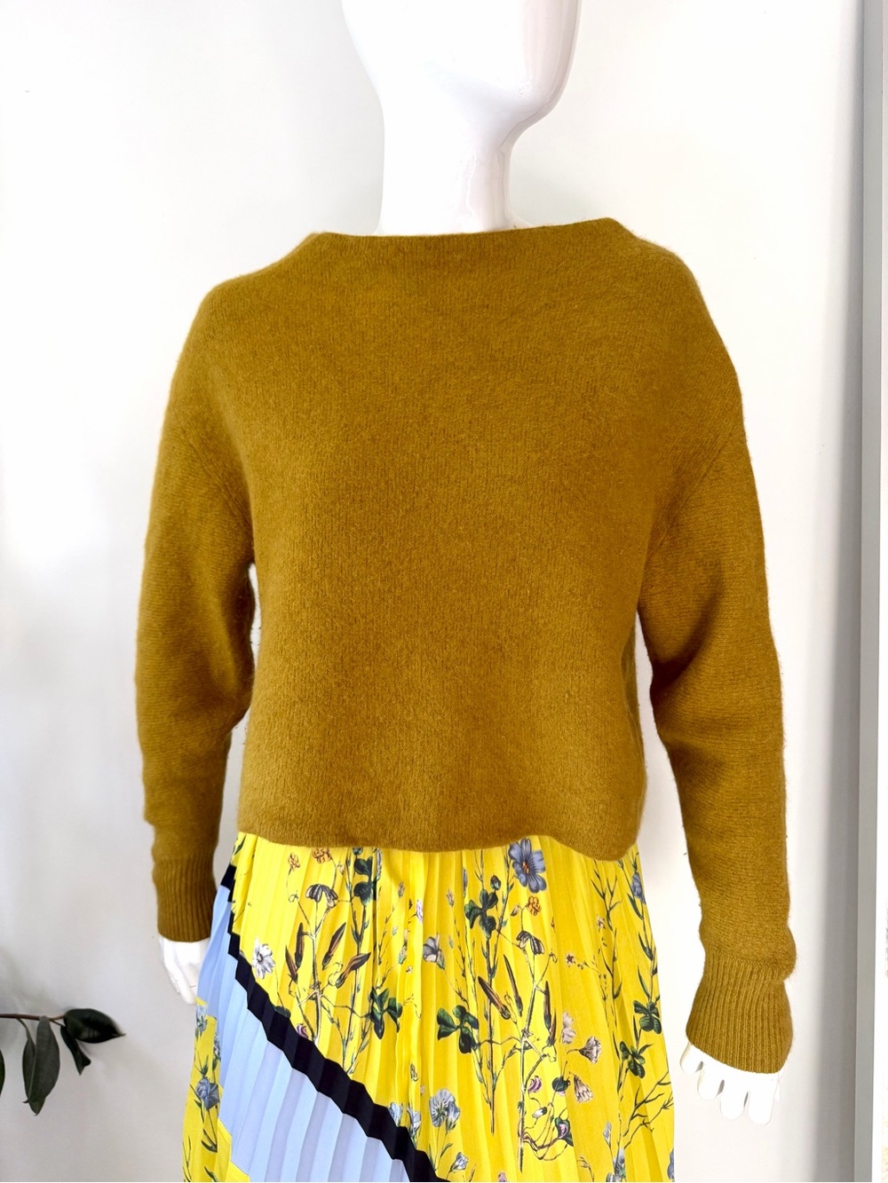 Self-Portrait Yellow Floral Pleated Asymmetrical Midi Maxi Skirt Blue Black - Picture 3 of 8